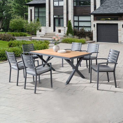 outdoor dining table set