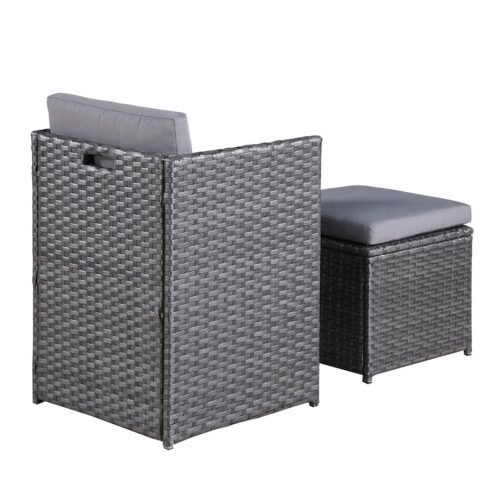 outdoor wicker dining table